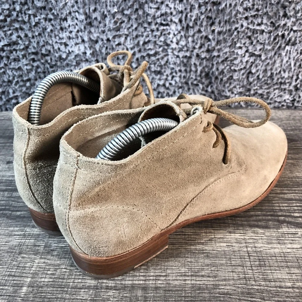 Frye Boots Mens Size 9.5 Beige Suede Chukka Ankle Leather Sole Dress Casual
